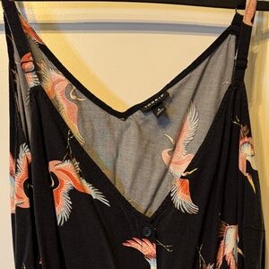 Torrid Black Crane Print Button-Front Tie-Hem Tank – Size 4 (4X)